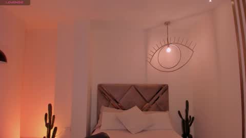 Valeria online show from March 27, 2026, 4:40 am