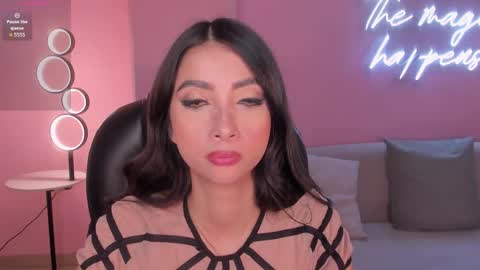 Snapshot of valeriavelvet chatting on June 3, 2026, 2:33 pm Vale online show from June 3, 2026, 2:33 pm