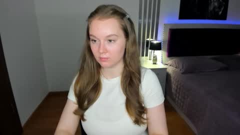 Snapshot of valericherry chatting on June 11, 2026, 12:14 pm ValeriCherry online show from June 11, 2026, 12:14 pm