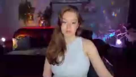 Snapshot of valericherry chatting on June 15, 2026, 6:43 pm ValeriCherry online show from June 15, 2026, 6:43 pm