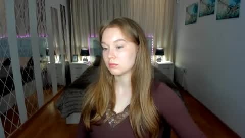 Snapshot of valericherry chatting on June 18, 2026, 2:32 pm ValeriCherry online show from June 18, 2026, 2:32 pm