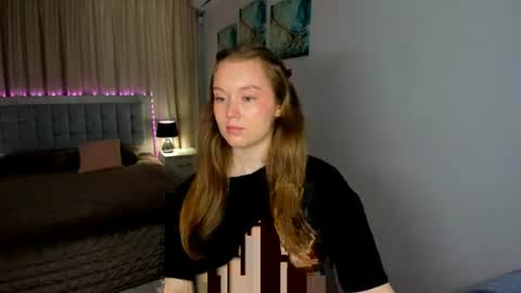 ValeriCherry online show from July 6, 2026, 9:39 am