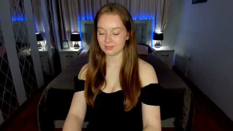 ValeriCherry online show from August 4, 2026, 10:40 am