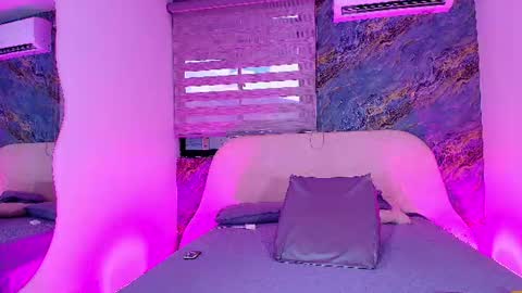 Snapshot of valerie_arias chatting on June 20, 2026, 7:16 pm Valerie online show from June 20, 2026, 7:16 pm