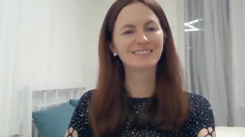 valerie_rose777 online show from January 4, 2025, 6:51 pm