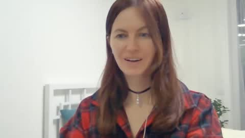 valerie_rose777 online show from February 18, 2025, 7:41 pm