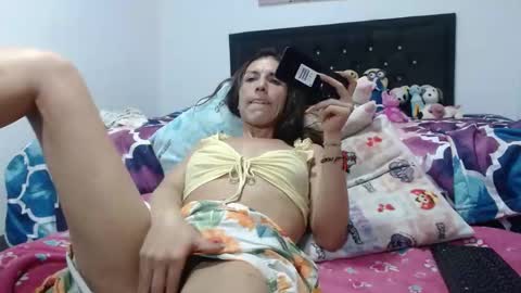 valerie_rousse online show from February 23, 2025, 4:07 am