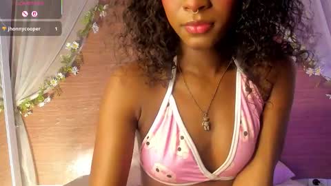 valerie_zans online show from September 18, 2025, 4:58 am