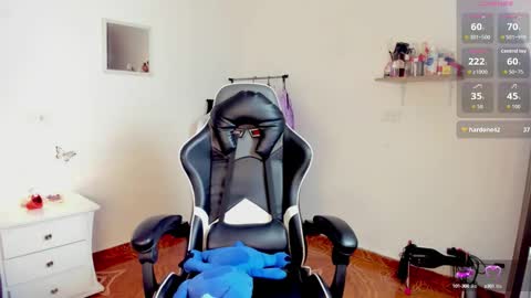 Valerie Blake online show from September 28, 2025, 12:32 pm