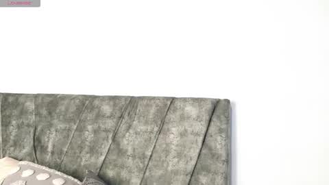 valerigallardo online show from September 15, 2025, 10:32 pm