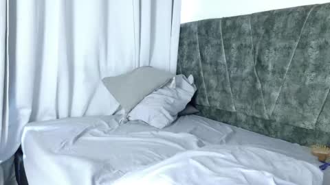 valerigallardo online show from October 4, 2025, 8:07 pm