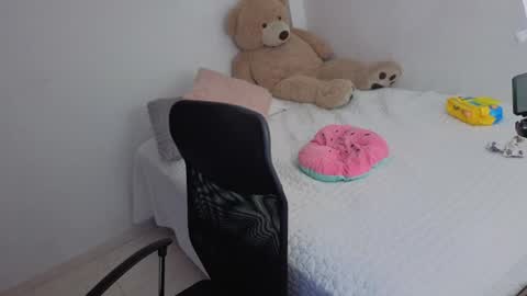 Snapshot of valerihouse_ chatting on July 2, 2026, 1:16 am valerihouse_ online show from July 2, 2026, 1:16 am