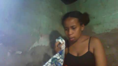 valerinezah online show from June 12, 2026, 7:24 pm