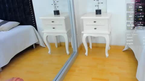   online show from December 9, 2024, 2:28 pm