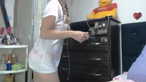 valerivegas online show from March 4, 2026, 1:50 pm