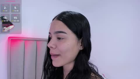 Cris  online show from September 19, 2025, 2:35 am