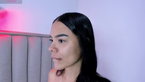 Cris  online show from June 7, 2026, 2:48 am