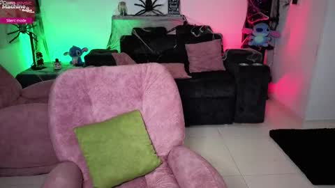 Valery adams1 online show from October 7, 2025, 6:43 am