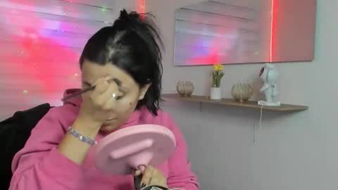 valery_bonneth online show from February 14, 2026, 12:13 pm