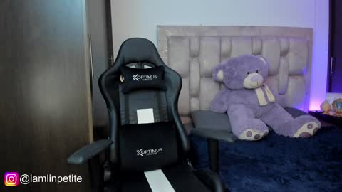  Valery Lin Dupont online show from January 18, 2025, 2:47 am