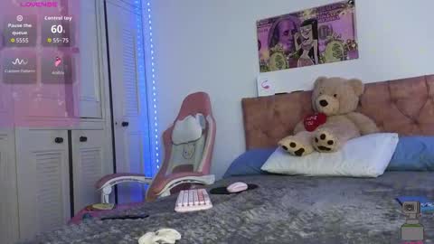 valery_lovex_ online show from March 26, 2026, 9:53 pm