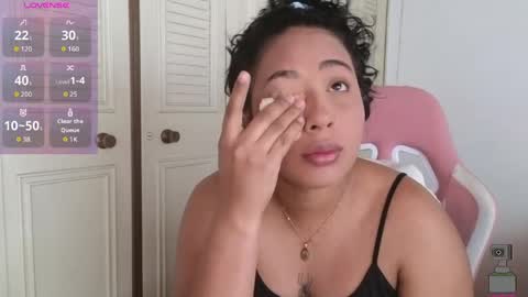 valery_lovex_ online show from April 6, 2026, 11:44 am