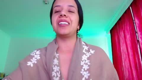 Valeria online show from April 21, 2026, 12:00 pm