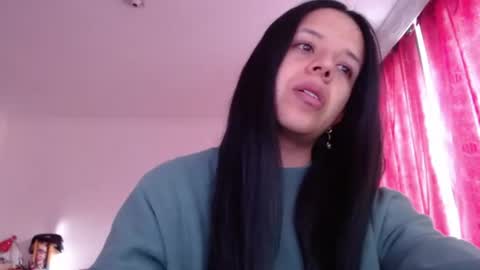 Snapshot of valery_meer_ chatting on July 28, 2026, 12:01 pm Valeria online show from July 28, 2026, 12:01 pm
