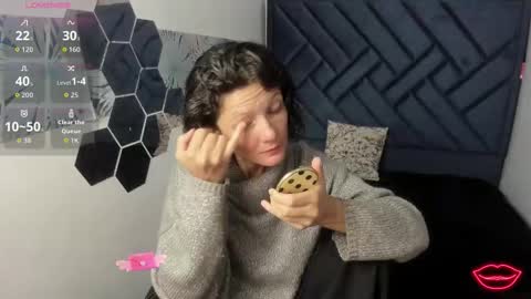 VALERY MORE online show from January 13, 2026, 12:21 pm