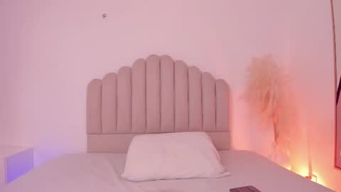Snapshot of valery_santorini chatting on July 18, 2026, 11:58 am VALERY online show from July 18, 2026, 11:58 am