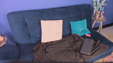 Valery Vixxen online show from April 17, 2026, 11:30 pm