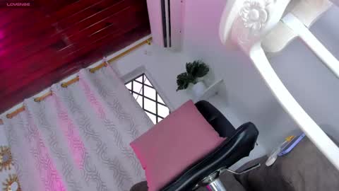  sussy  online show from April 14, 2026, 8:59 pm