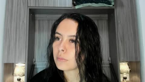 valerymeyerr online show from June 3, 2026, 11:35 am
