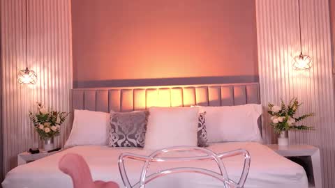 Carla online show from February 12, 2026, 11:05 am