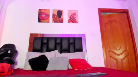 ValeryTs1 online show from May 16, 2026, 6:07 pm