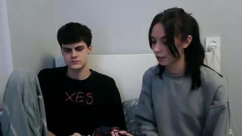 valesios online show from November 29, 2025, 2:42 pm