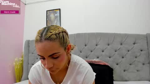 Valesskahall online show from September 16, 2025, 12:06 pm