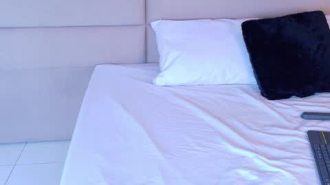 Vale online show from September 23, 2025, 1:36 pm