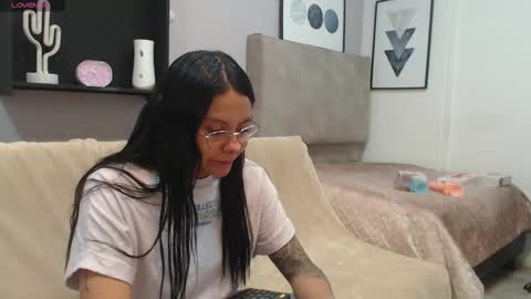 valevicious online show from February 19, 2025, 7:05 pm