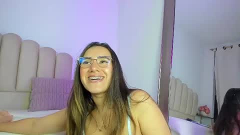 valey_x online show from June 18, 2026, 9:14 am