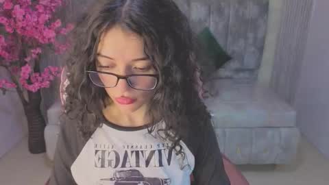 Valkiria  online show from February 7, 2026, 12:58 am