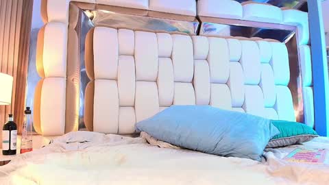 Valkiria moore  online show from January 5, 2025, 4:16 pm