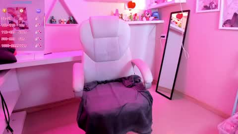 Snapshot of valkiria_ponce chatting on May 12, 2026, 4:53 am Valkiria online show from May 12, 2026, 4:53 am