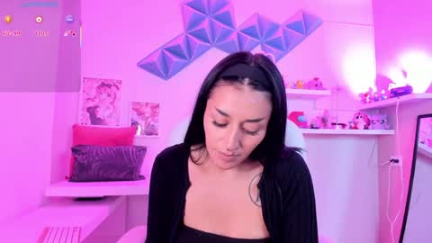 Snapshot of valkiria_ponce chatting on May 25, 2026, 4:29 am Valkiria online show from May 25, 2026, 4:29 am