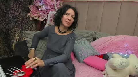 ValleriWind online show from January 8, 2025, 3:17 pm