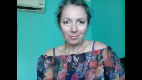 ValleriWind online show from February 4, 2025, 2:17 am