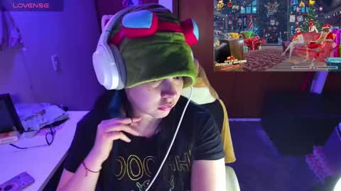 Im Violet online show from December 30, 2024, 1:37 am