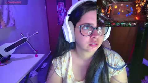 Im Violet online show from February 27, 2025, 11:59 pm