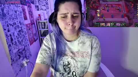 Im Violet online show from October 21, 2025, 12:22 am