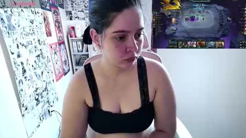 Im Violet online show from October 26, 2025, 8:15 pm